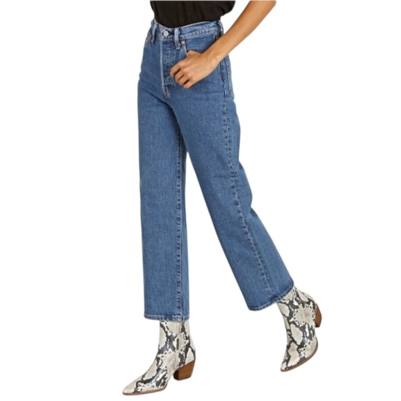 Levis Premium Denim Ribcage Straight Ankle Jeans in medium blue Georgie wash 26 - Picture 3 of 17